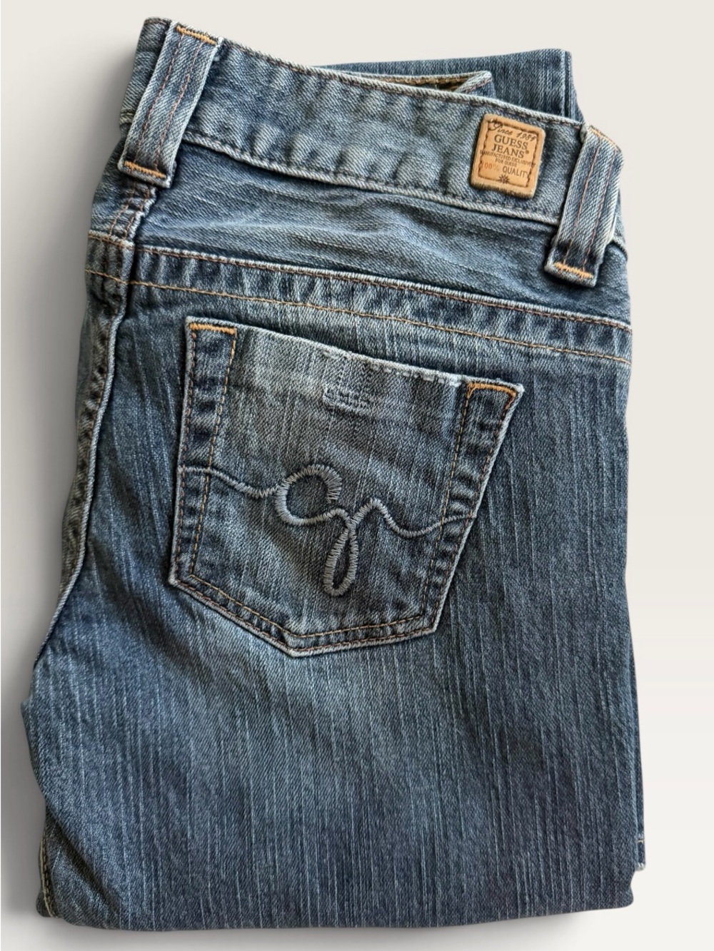 Authentic 2008 GUESS jeans with classic Y2K/2000s low-rise bootcut styling